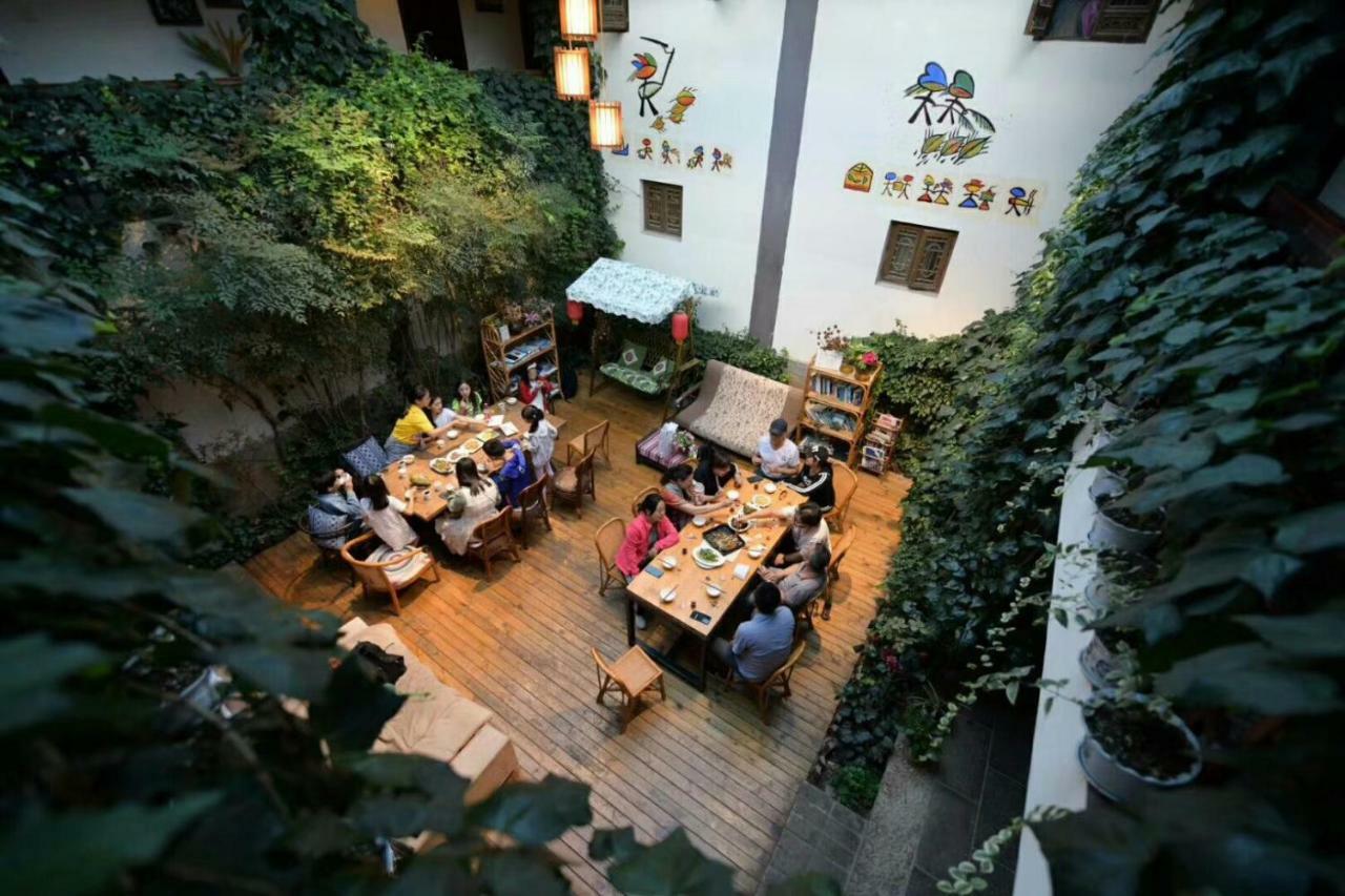 Maple Leaf Inn Lijiang  Exterior photo